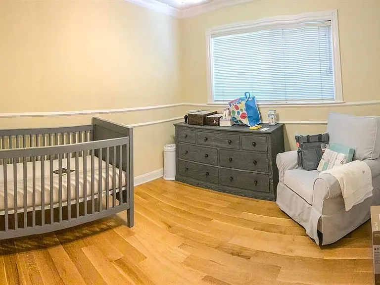 1513 Williams Ave — Photo 6