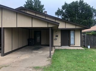 5977 E 25th Pl, Tulsa, OK 74114