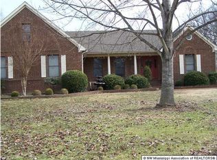 8026 Elmwood Cv, Olive Branch, MS 38654