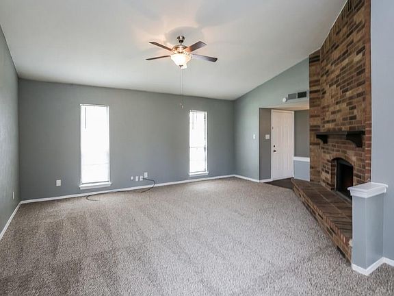 5th image of 1313 Southridge Dr