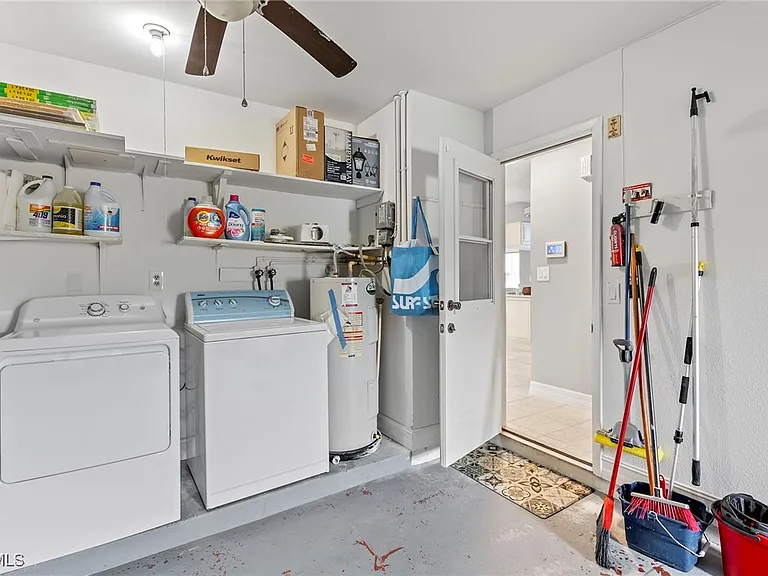 5240 SW 2nd Pl — Photo 14