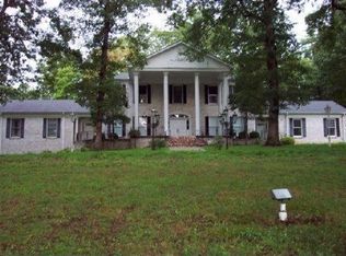 225 Flat Fork Rd, Wartburg, TN 37887