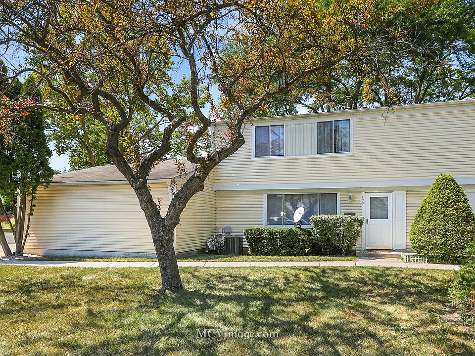 1st image of 798 Barnaby Pl #798