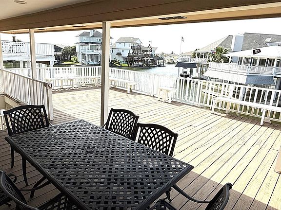 3rd image of 16528 Tortuga Way