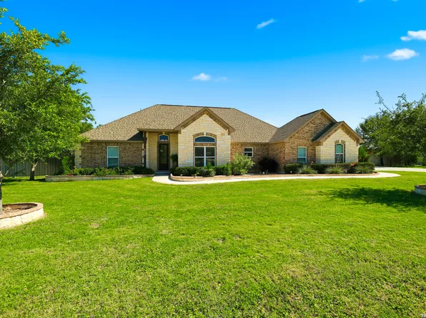 529 Double Gate, Castroville, TX 78009