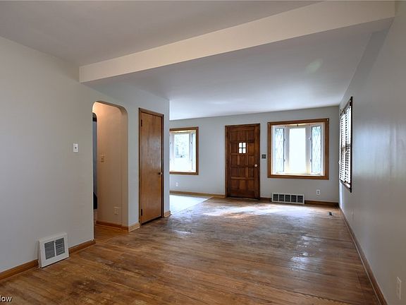 4th image of 39 Cresswell Ave