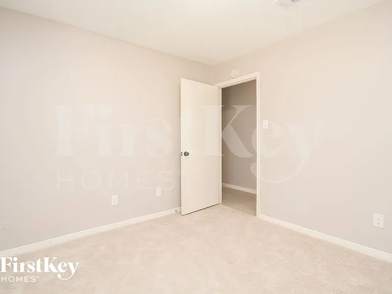 10846 E Linwood Dr — Photo 13