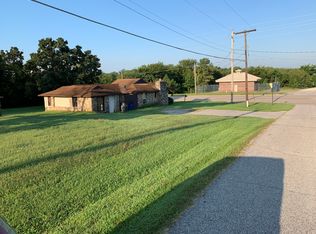 5801 S 33rd West Ave, Tulsa, OK 74107