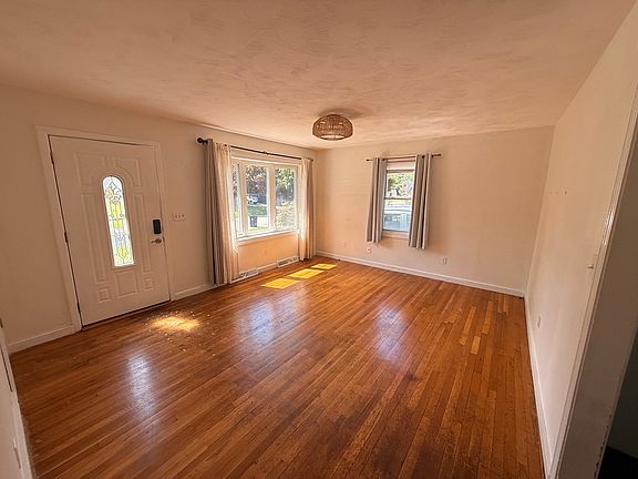 2nd image of 59 Poplar Rd
