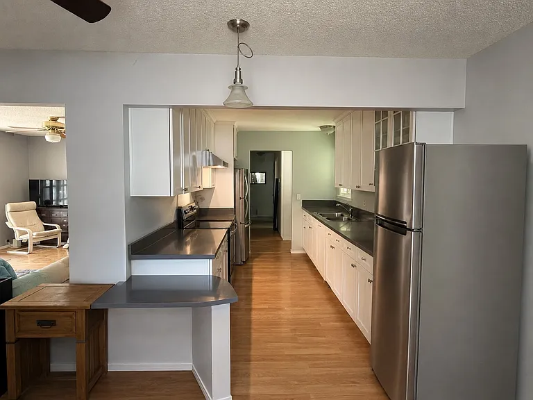 1203 Colby Dr — Photo 3
