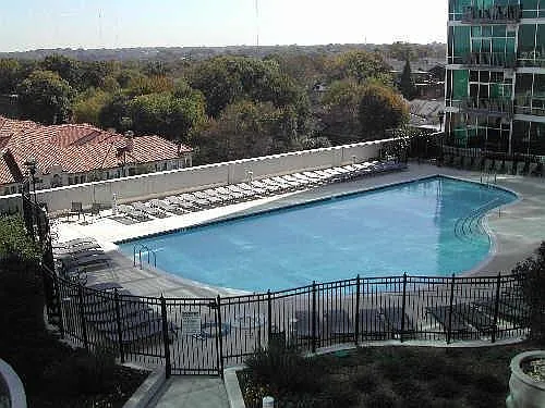 923 Peachtree St NE #928 — Photo 36