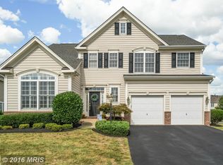 8950 Edmonston Dr, Bristow, VA 20136