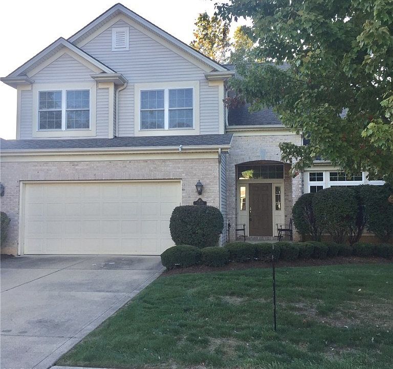 1st image of 21348 Woodview Cir
