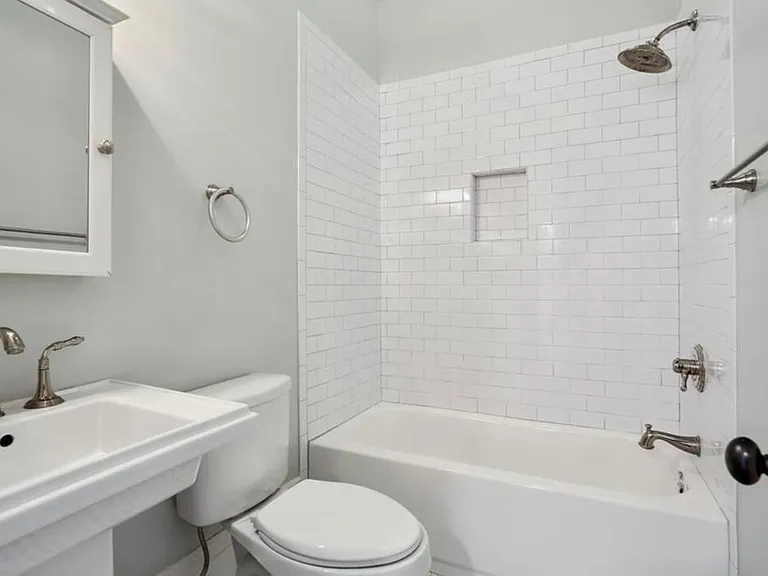 2724 Saint Philip St — Photo 6