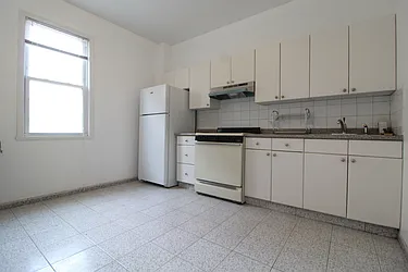 Rented by New York Realty Minimax Inc