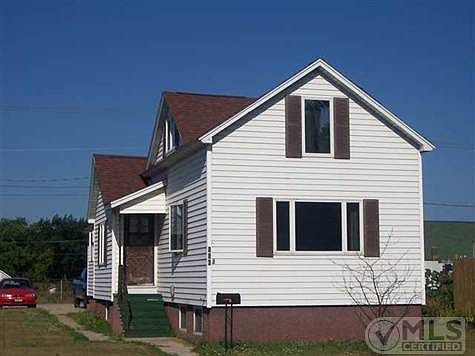 1st image of 556 N 9th St