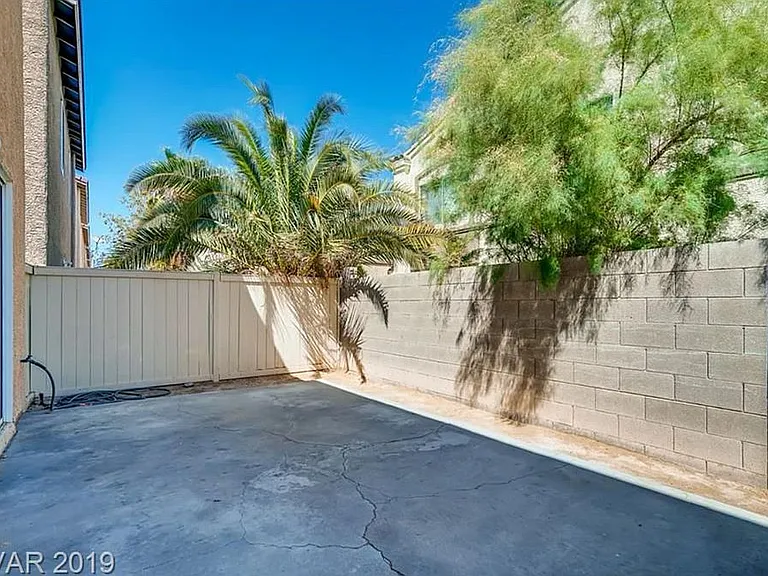 2446 El Valle St — Photo 19