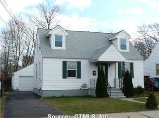 47 Morris Cove Rd, New Haven, CT 06512