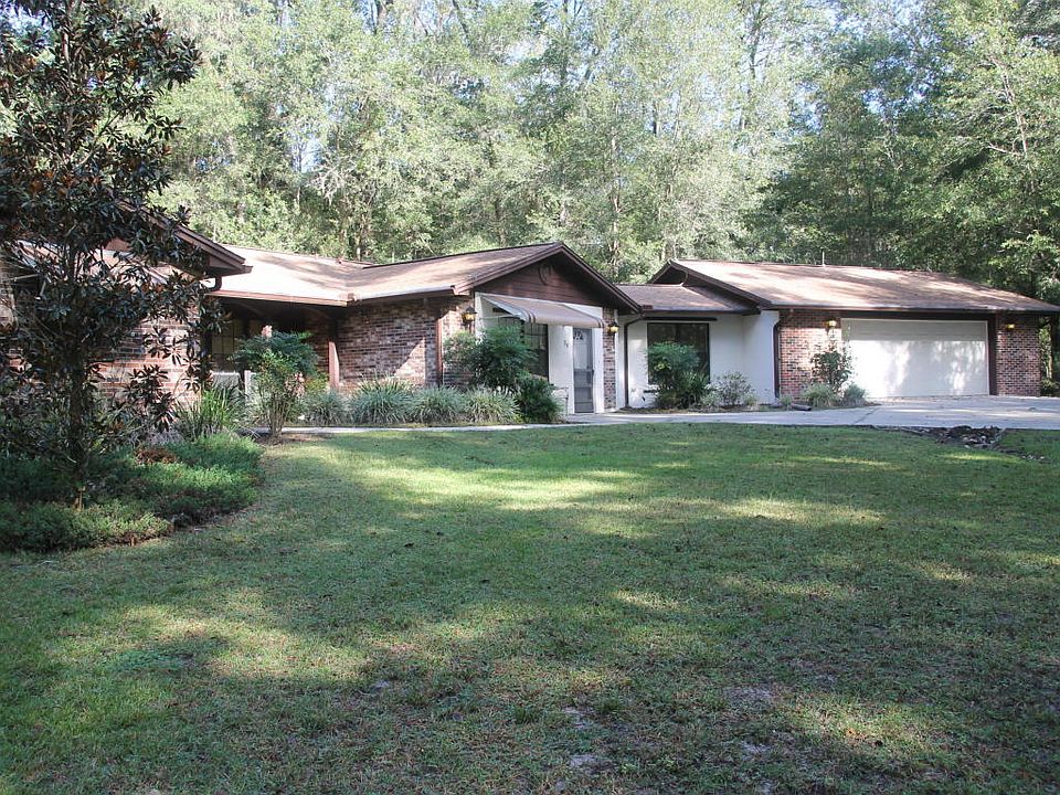 1st image of 24 Needles Dr