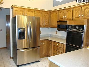 5th image of 4335 Thornridge Cir