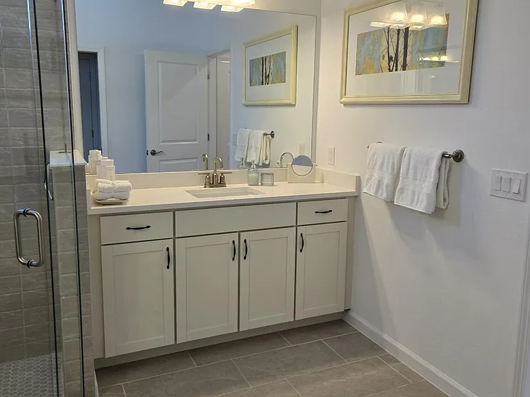 9235 Paradise Dr — Photo 10