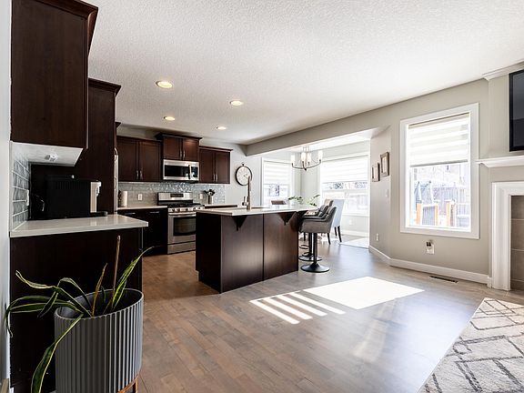 5th image of 7817 Ellesmere Line