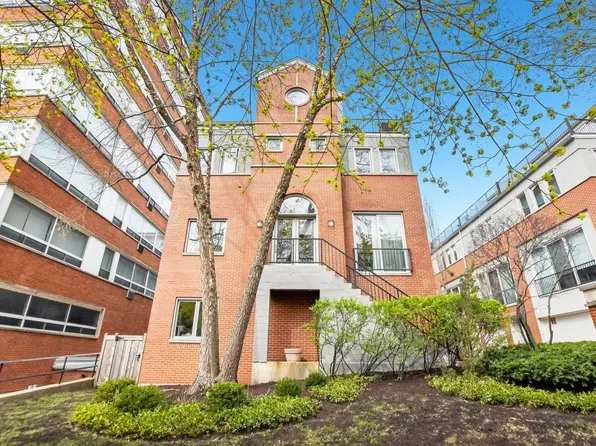 814 Hinman Ave Unit 1, Evanston, IL 60202