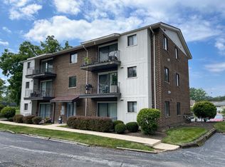 6335 175th St APT 3S, Tinley Park, IL