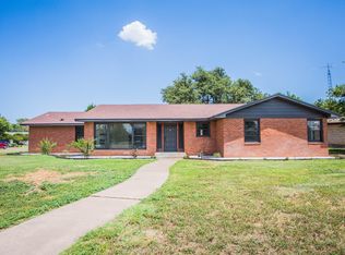 1001 S Broadway St, Plainview, TX 79072