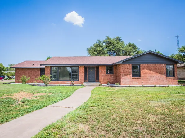 1001 S Broadway St, Plainview, TX 79072