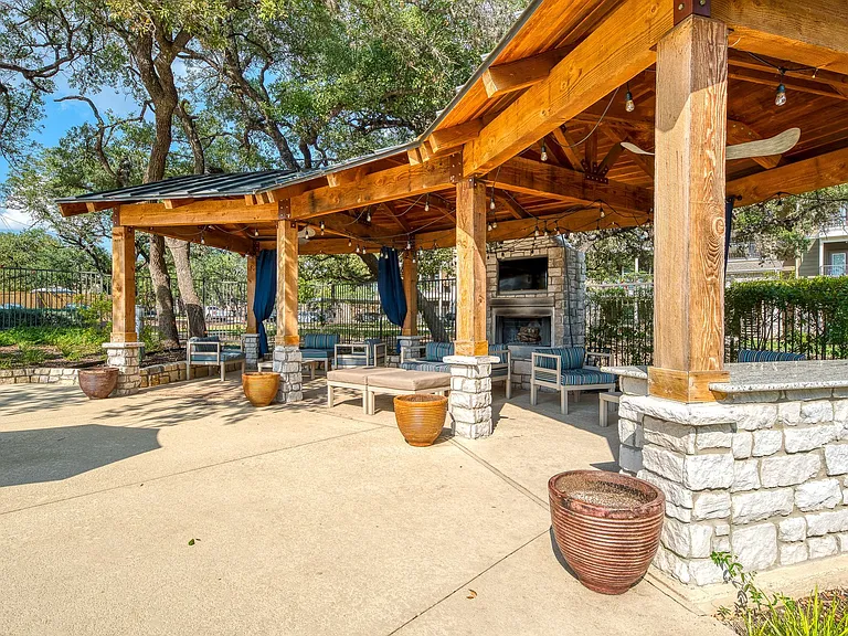 Roots at Boerne — Photo 21
