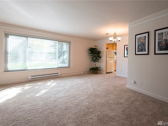 3rd image of 4829 Terrace Dr NE #E4829
