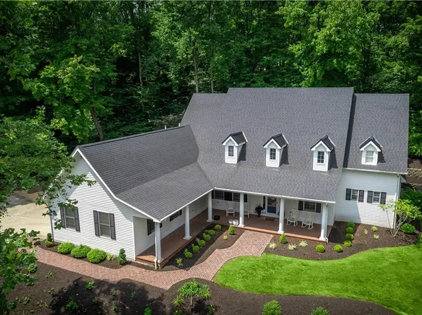 100 Bittersweet Dr, Marietta, OH 45750