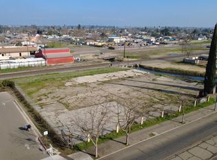 300 S Gateway Dr, Madera, CA