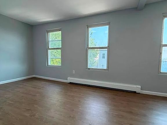 5th image of 96 Summer Ave #5C