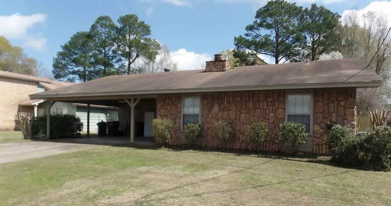 3 bed, 1472 sqft, $2,700 — Photo 1