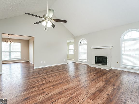 2nd image of 510 Trinity Trl