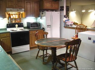 126 S White Oak Dr, Marengo, IN