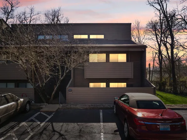 750 Shaker Dr APT 322, Lexington, KY 40504