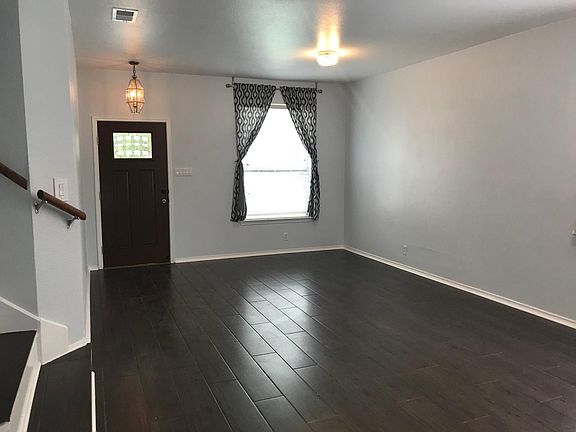 Living Area 2
