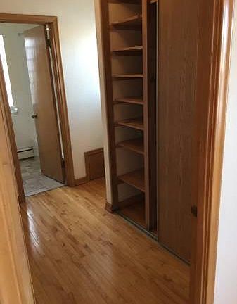 5th image of 2047 Saunders Ave APT 7
