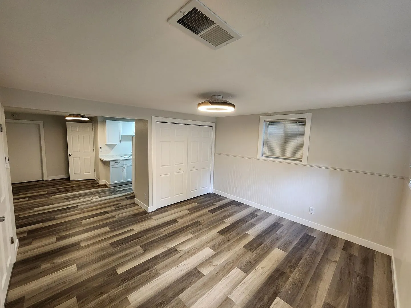 SW 1324 E 10th St — Photo 3