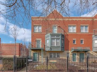 4528 S Woodlawn Ave, Chicago, IL 60653