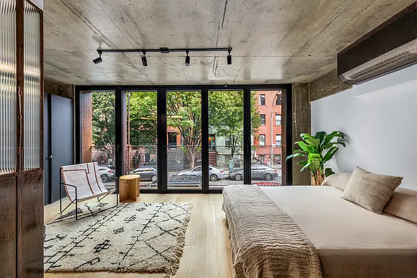 Sold by Compass | media 5