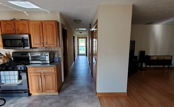 3rd image of 1348 Greenwood Ave