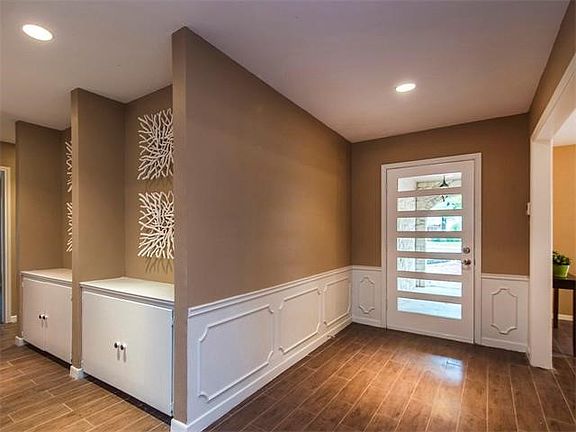 3rd image of 10600 Spicewood Club Dr