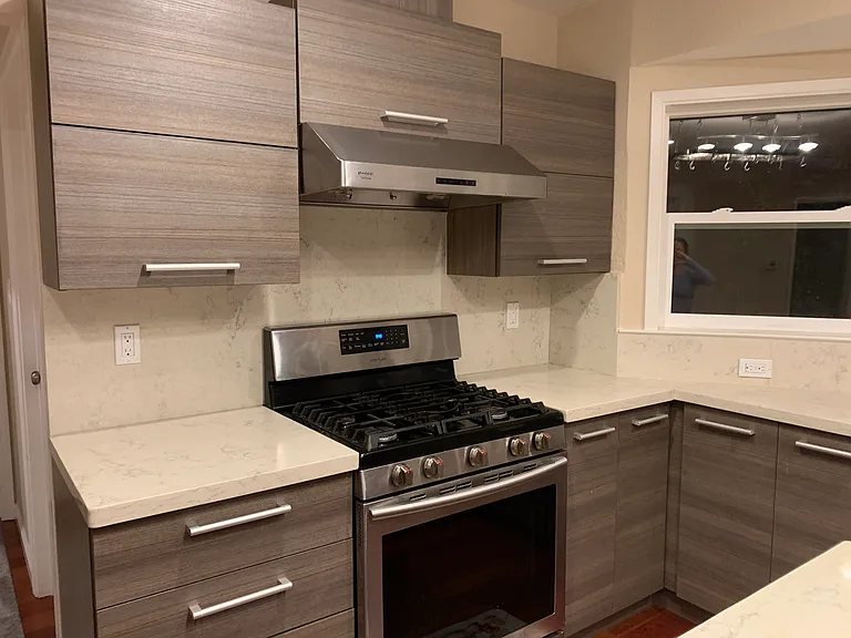 1634 Walnut St — Photo 6