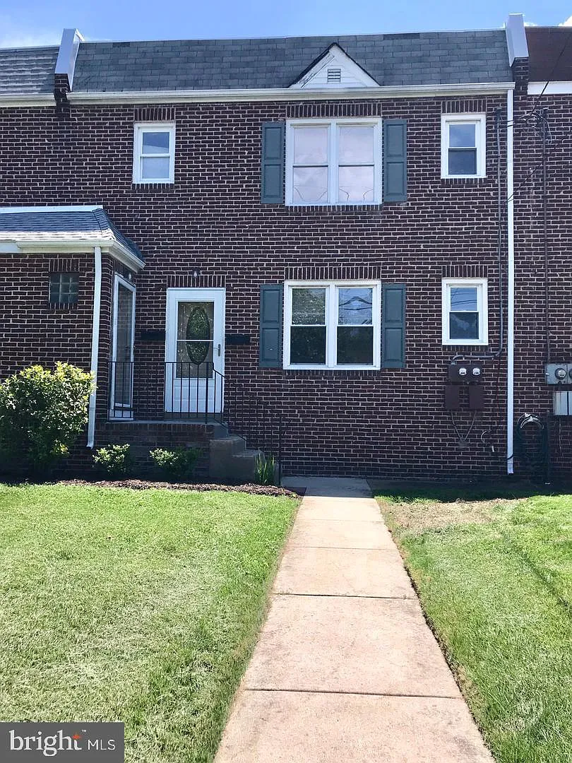 1 bed, 1.0 bath, 1360 sqft, $1,400 — Photo 1