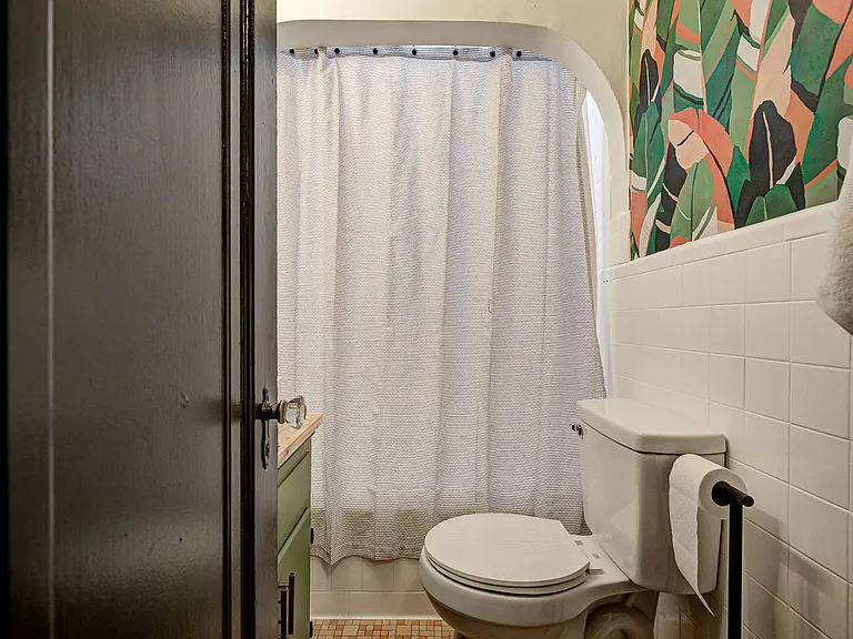 2215 W Broadway Ave #1 — Photo 47