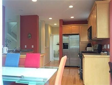 3rd image of 1601 NE Katsura St 401 #401